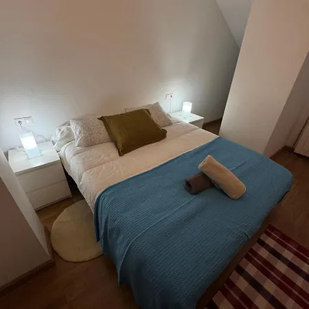 ático Luminoso En Apartamento *